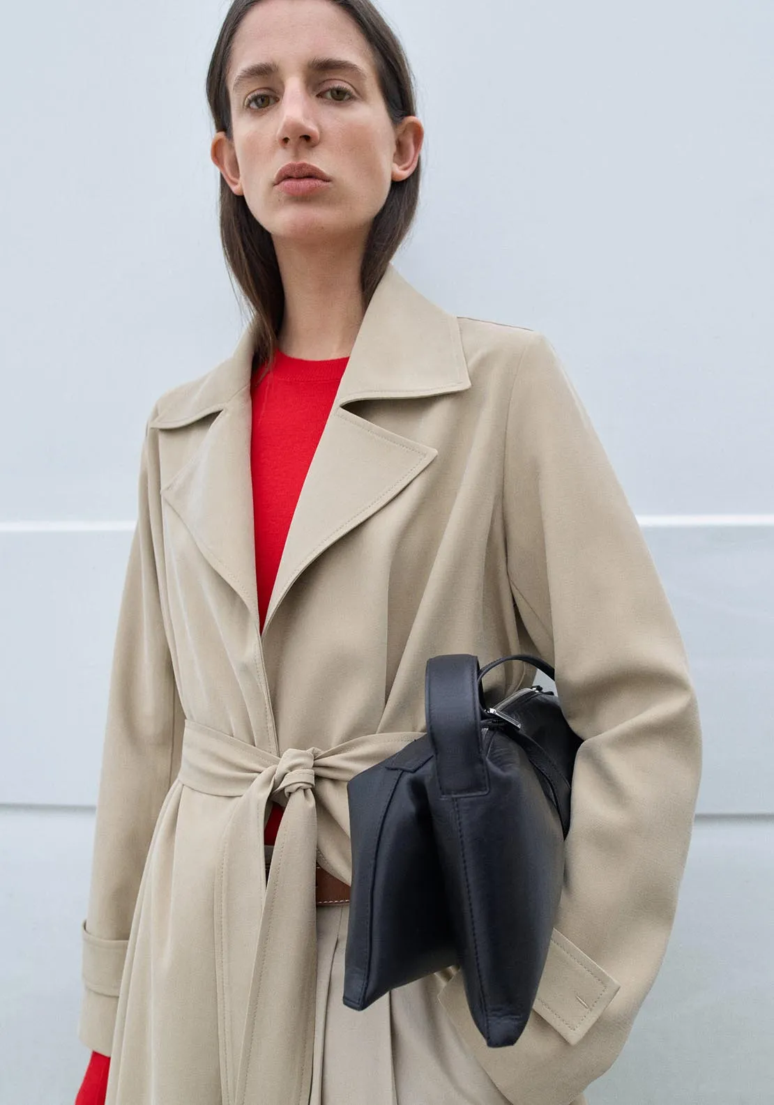 Flowy lapel trench