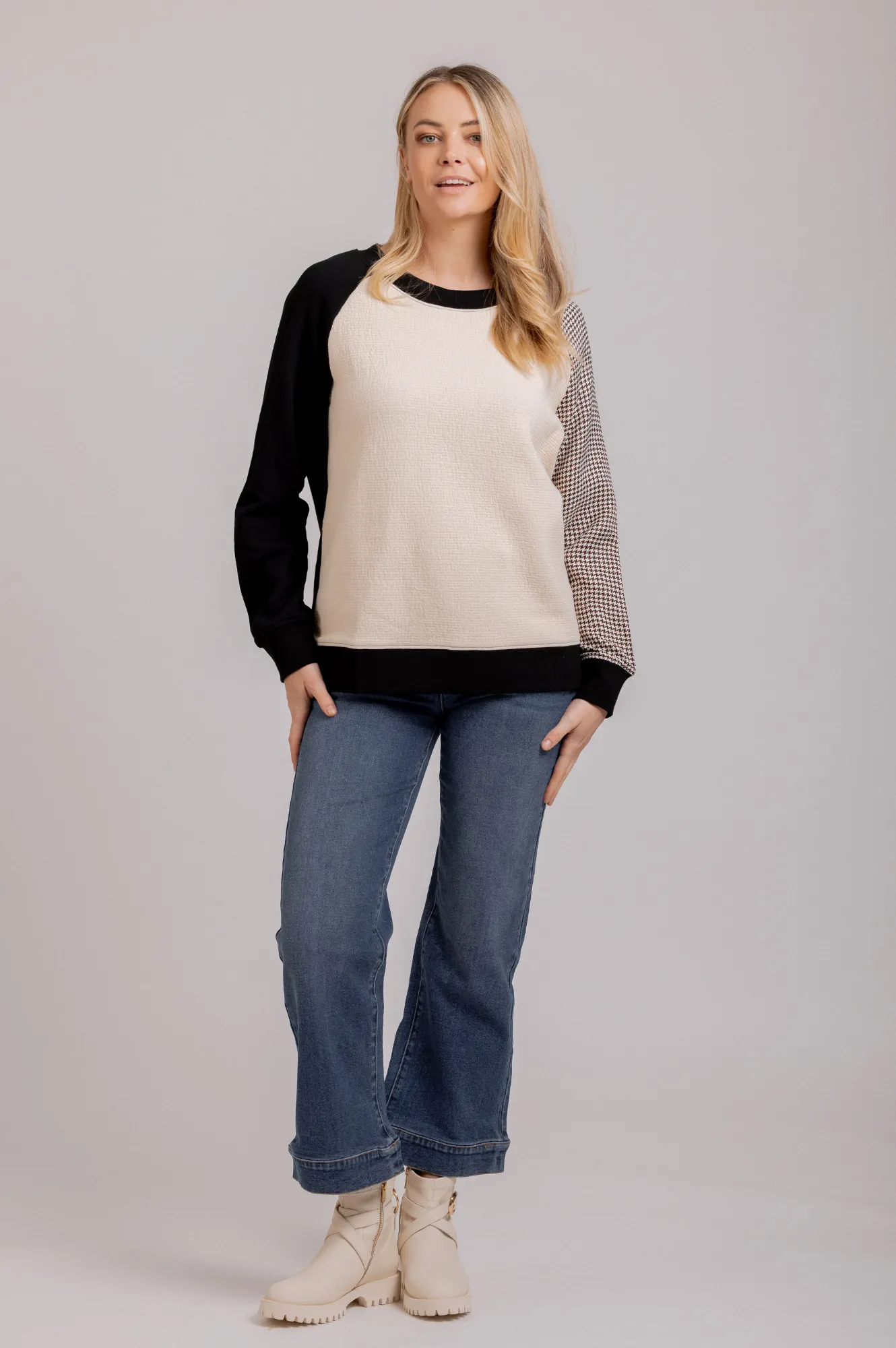 Maeve Sweatshirt - Cream/Black/Check