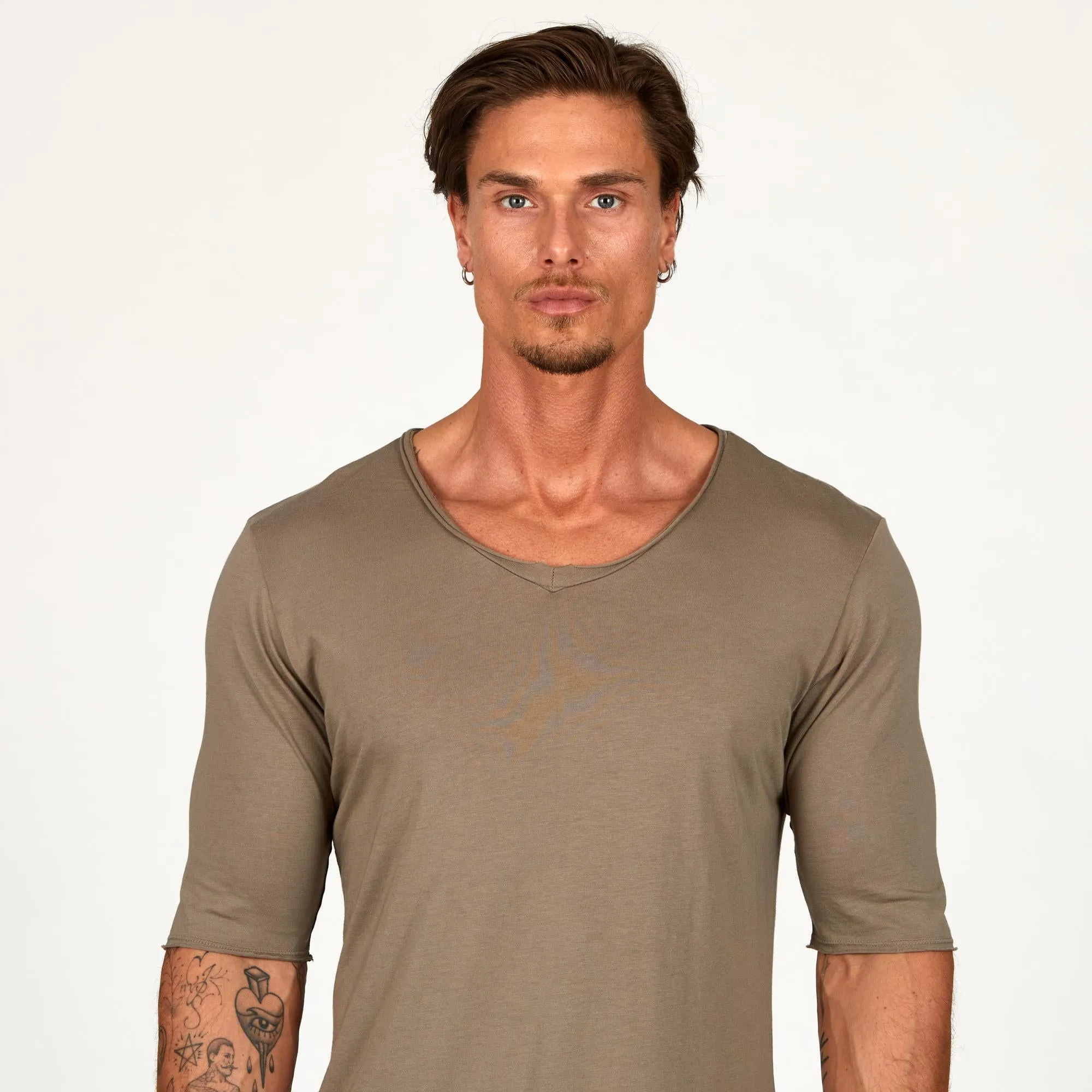 PACK - V NECK TREE SHIRT